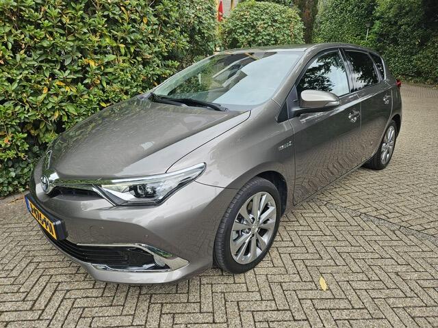 Toyota AURIS 1.8 Hybrid Executive Pdc/Stoel verwarming