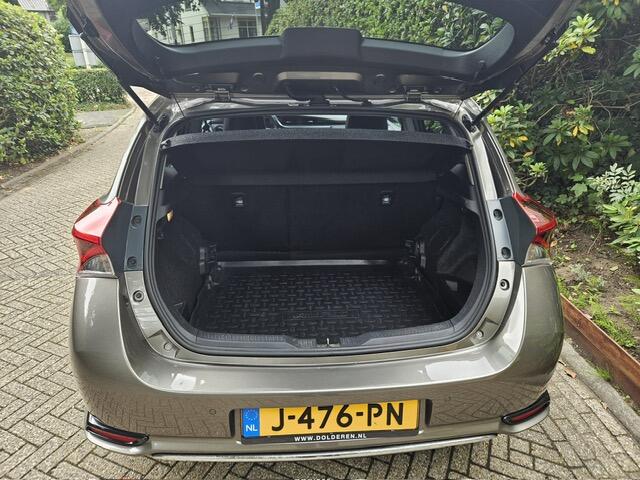 Toyota AURIS 1.8 Hybrid Executive Pdc/Stoel verwarming