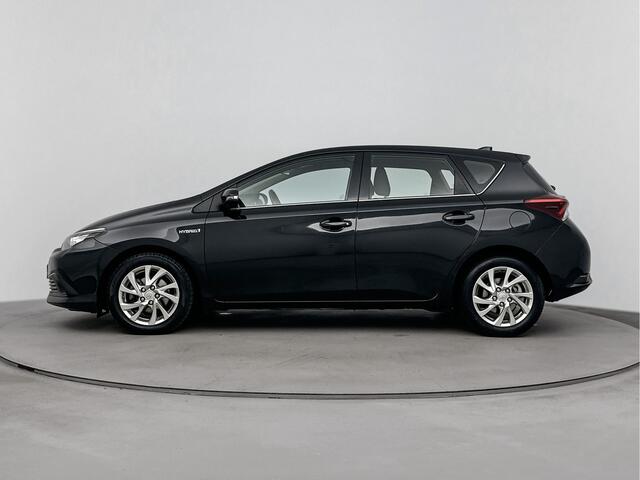 Toyota AURIS 1.8 Hybrid Dynamic Limited
