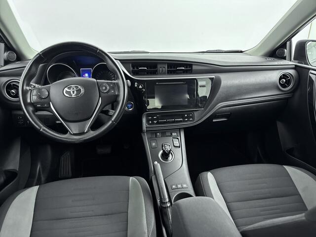 Toyota AURIS 1.8 Hybrid Dynamic Limited