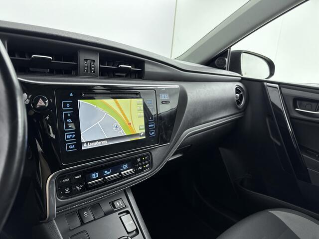 Toyota AURIS 1.8 Hybrid Dynamic Limited