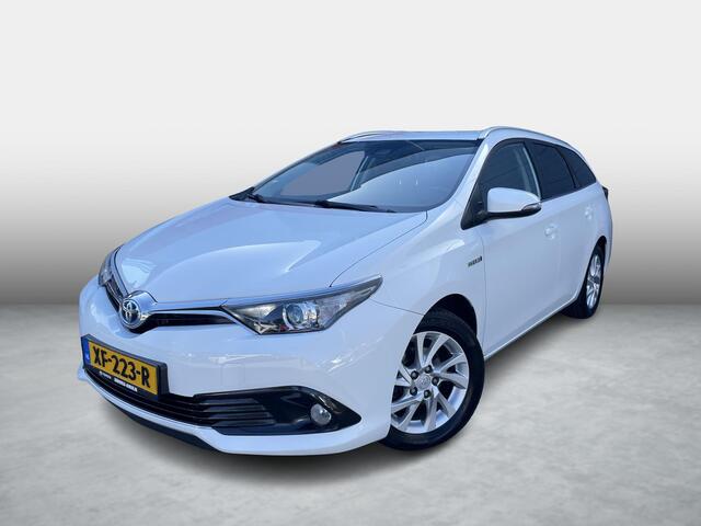 Toyota AURIS Touring Sports 1.8 Hybrid Energy Plus All seasonbanden