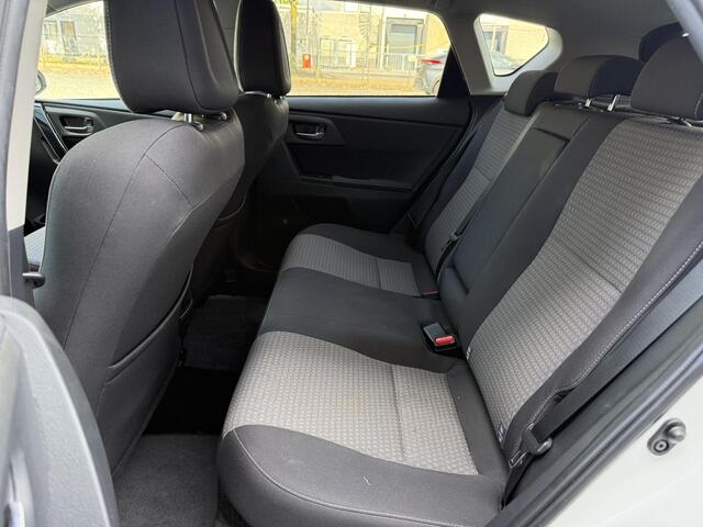 Toyota AURIS 1.8 Hybrid Energy Plus **NAVIGATIE/ KEYLESS/ CRUISE CONTROL/ BLUETOOTH/ GARANTIE**