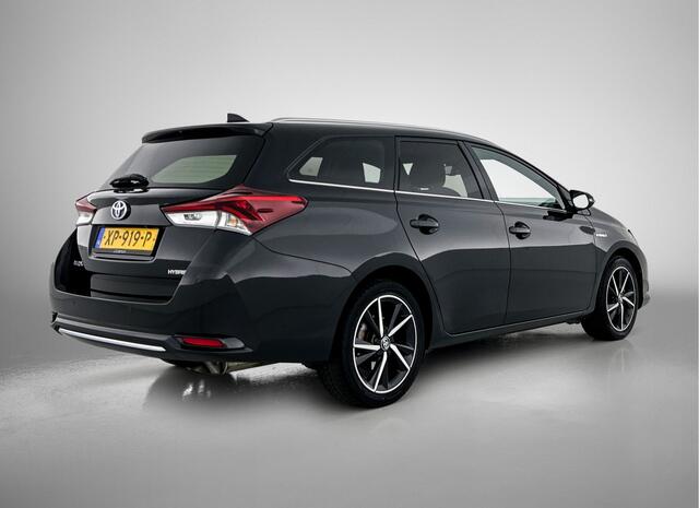 Toyota AURIS Touring Sports 1.8 Hybrid Dynamic Ultimate