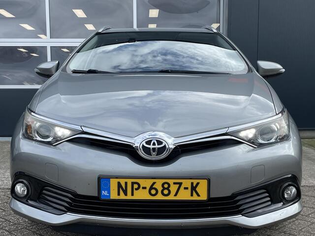 Toyota AURIS Touring Sports 1.2T Aspiration - Navigatie - Achteruitrijcamera - Climate Control - Nette auto!