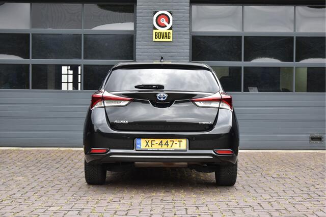 Toyota AURIS 1.8 Hybrid Dynamic Ultimate
