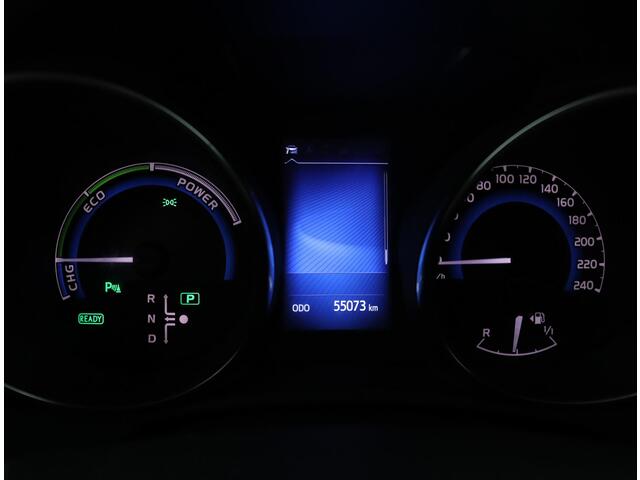 Toyota AURIS 1.8 Hybrid Executive | Navigatie | Trekhaak | Stoelverwarming |