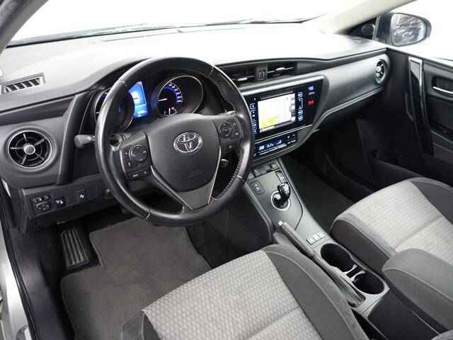 Toyota AURIS Touring Sports 1.8 Hybrid Dynamic Aut- Camera, Navigatie, Comfort Interieur, Lane Assist, Clima