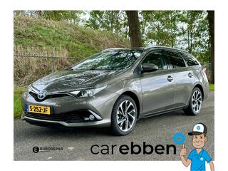 toyota-auris-touring-sports-1.8-hyb