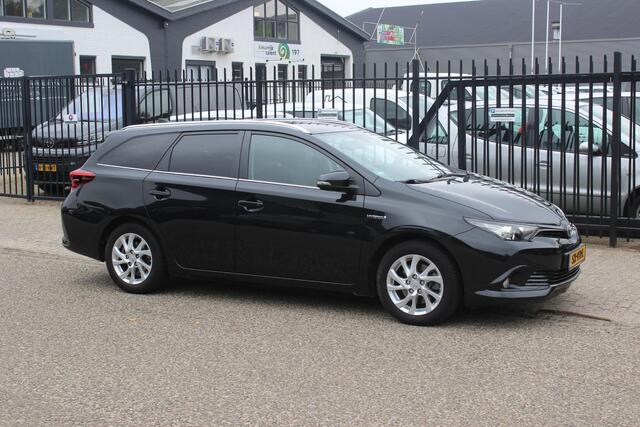 Toyota AURIS Touring Sports 1.8 Hybrid Dynamic