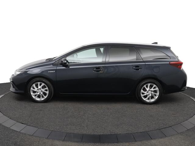 Toyota AURIS Touring Sports 1.8 Hybrid Dynamic Go | Climate conytrol | Cruise control | Parkeercamera |