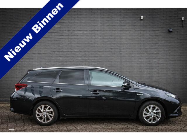 Toyota AURIS Touring Sports 1.8 Hybrid Dynamic Nieuw binnen; Jouw droomauto?