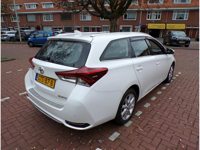 Toyota AURIS Touring Sports 1.2T Executive BENZINE AUTOMAAT