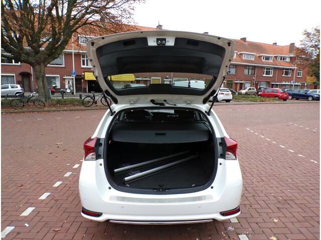 Toyota AURIS Touring Sports 1.2T Executive BENZINE AUTOMAAT