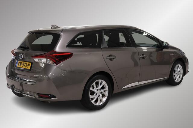 Toyota AURIS Touring Sports 1.8 Hybrid Lease pro, 1e eigenaar, Uniek interieur, Pano, Stoelverwarming, Navi, Keyless, Camera!
