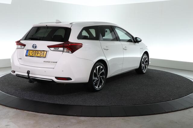 Toyota AURIS Touring Sports 1.8 Hybrid | TREKHAAK | STOELVERW. | CAMERA |