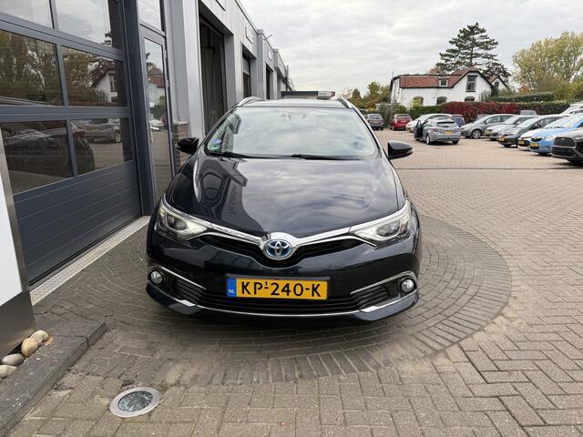 Toyota AURIS Touring Sports 1.8 Hybrid Lease pro