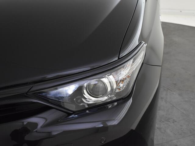 Toyota AURIS 1.8 Hybrid Team Edition | Parkeersensoren V+A | Stoelverwarming