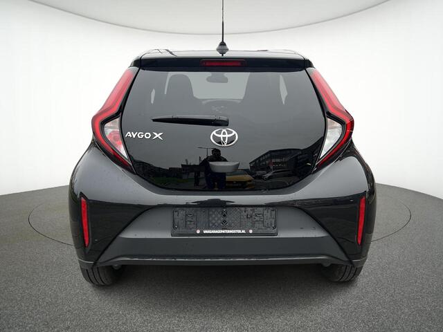 Toyota AYGO X 1.0 VVT-i First Automaat / Stoelverwarming / Carplay