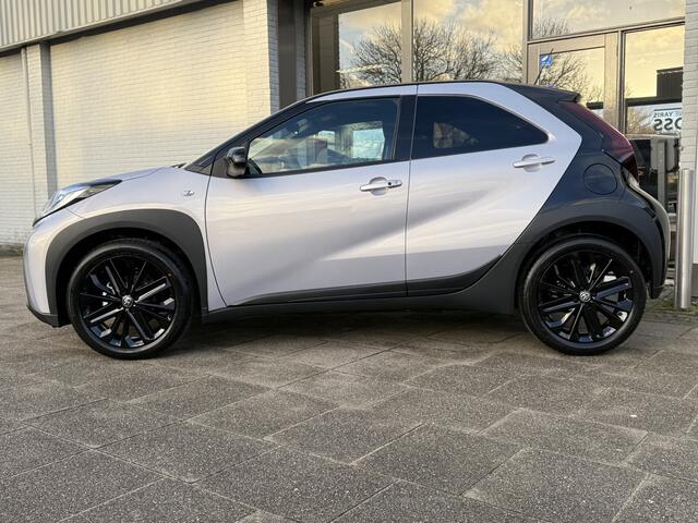 Toyota AYGO X 1.0 VVT-i MT JBL 72Pk | NIEUW | Snel leverbaar | JBL audio | Unieke kleur |