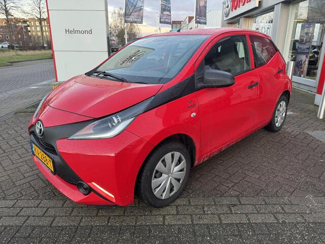 Toyota AYGO 1.0 VVT-i x-now