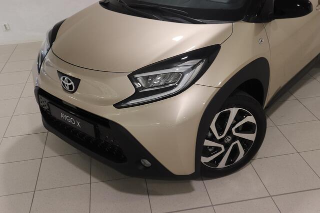 Toyota AYGO X 1.0 VVT-i MT Pulse, Apple CarPlay en Android Auto, Parkeercamera, Adaptive Cruise control & Climate control!