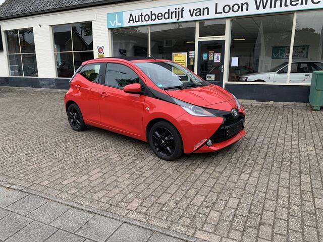 Toyota AYGO 1.0 VVT-i x-wave