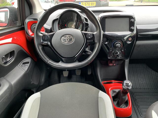 Toyota AYGO 1.0 VVT-i x-wave