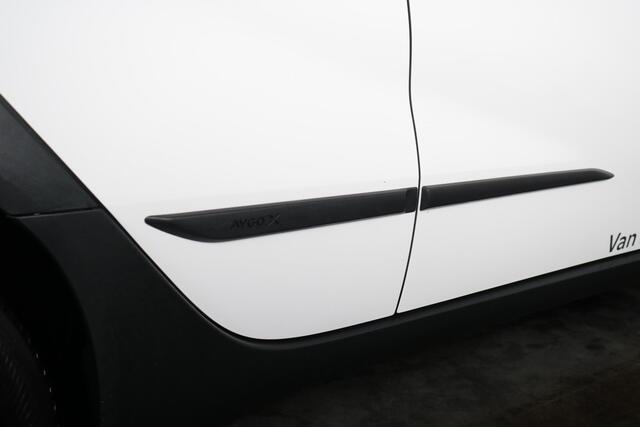 Toyota AYGO X 1.0 VVT-i MT Play, Stootlijsten, Carplay, Android