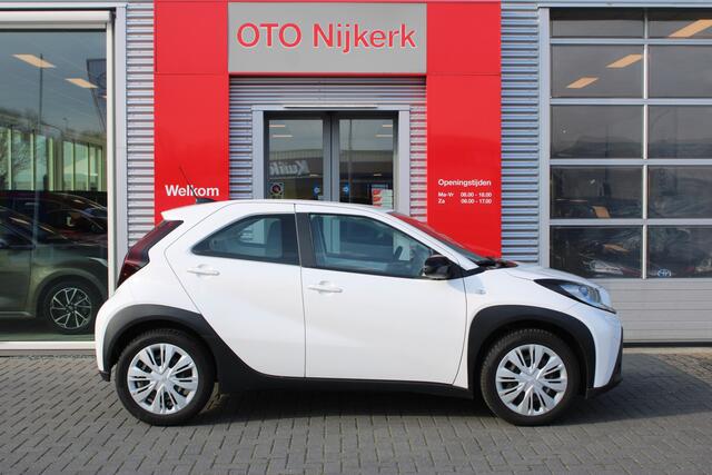 Toyota AYGO X 1.0 VVT-i MT Play