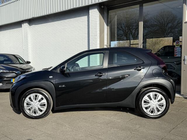 Toyota AYGO X 1.0 VVT-i MT Play 72pk | Apple Carplay/Android Auto | Adaptive Cruise Control |