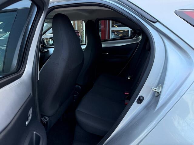 Toyota AYGO 1.0 VVT-I S-CVT PLAY AUTOMAAT! CAMERA/TREKHAAK/NAVIGATIE VIA CA