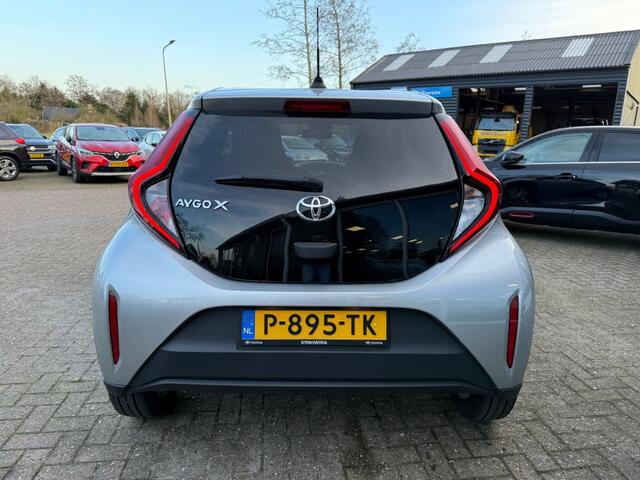 Toyota AYGO 1.0 VVT-I S-CVT PLAY AUTOMAAT! CAMERA/TREKHAAK/NAVIGATIE VIA CA