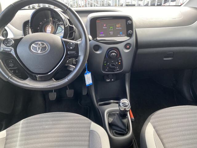 Toyota AYGO 1.0 VVT-i x-play 5-deurs Airco, Camera, elektr.ramen/spiegels, etc..