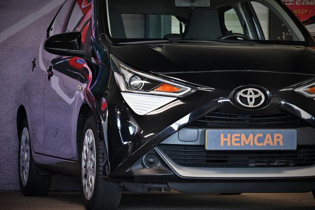 Toyota AYGO 1.0 VVT-i x-play limited