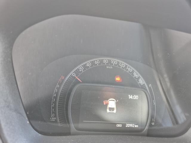 Toyota AYGO X 1.0 VVT-i MT Play 20.000km lichte schade btw scherm, bumper, deur spuiten