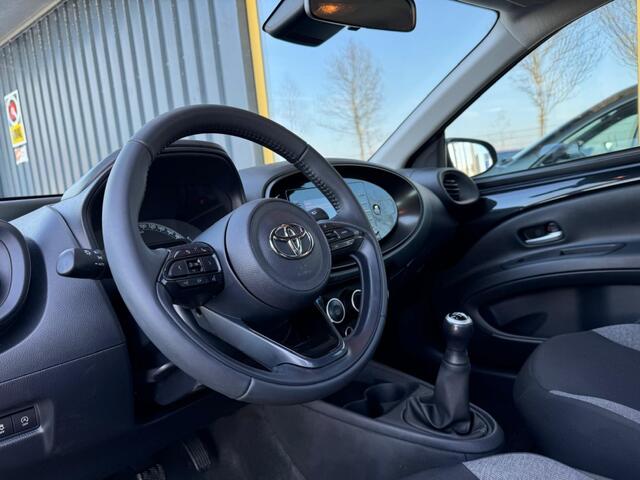 Toyota AYGO 1.0 VVT-i MT Play