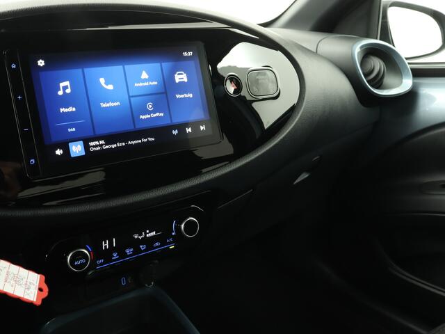 Toyota AYGO X 1.0 VVT-i MT Pulse | DEMO | Cruise Control Adaptief | Climate Control | LM velgen |