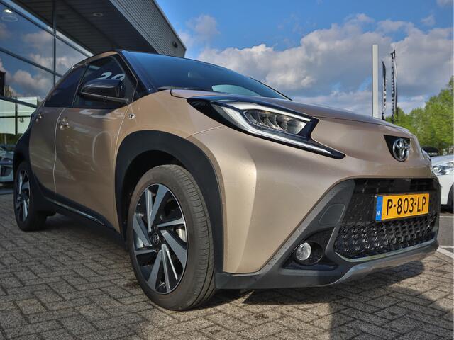 Toyota AYGO X 1.0 VVT-i MT Envy ECC-Airco Cr.Control ESP JBL Smartlink-Navi+Camera LED PrivacyGlass