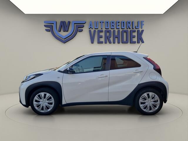 Toyota AYGO 1.0 VVT-i MT Play NL Auto - Carplay - BTW Auto