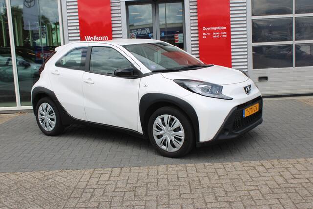 Toyota AYGO X 1.0 VVT-i MT Play