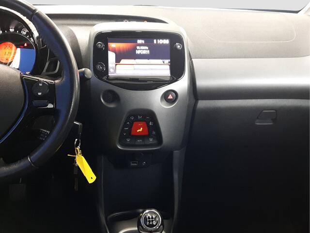 Toyota AYGO 1.0 VVT-i x-joy cabrio | Open dak | Camera | LM Velgen |