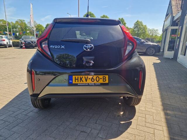 Toyota AYGO 1.0 VVT-I Premium Camera Navi Apple DAB 17LM Black Line