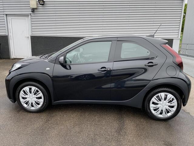 Toyota AYGO X 1.0 VVT-i MT Play | Achteruitrijcamera | Airco | Apple Carplay/Android Auto | Start/Stop systeem |