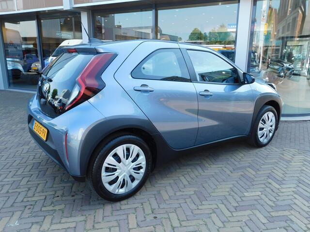 Toyota AYGO X 1.0 VVT-i MT Play | APPLE CARPLAY ANDROID AUTO