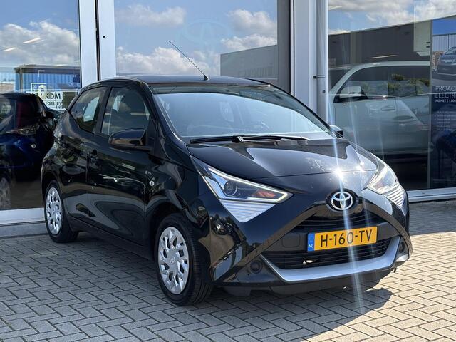 Toyota AYGO 1.0 VVT-i x-play | Apple Carplay/Android Auto | Camera | 1ste eigenaar | Toyota garantie tot 2030!