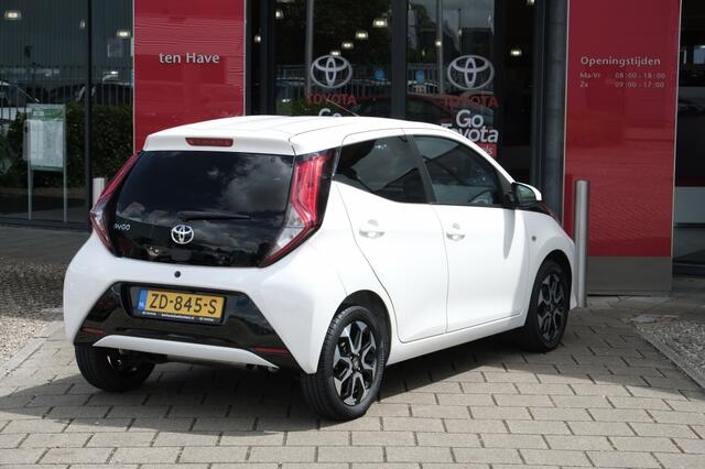 Toyota AYGO 1.0 VVT-i x-Joy Handgeschakeld | Automatische airconditioning |