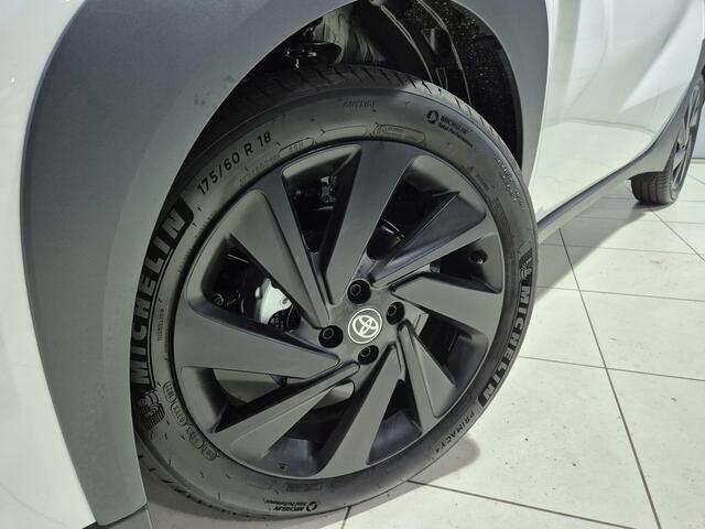 Toyota AYGO X 1.0 VVT-i MT Play