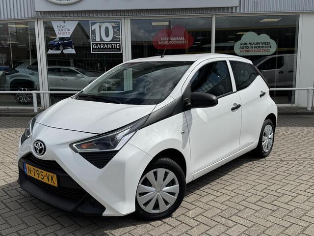 Toyota AYGO 1.0 VVT-i x-fun Airco, DAB, Bluetooth, start/stop systeem,