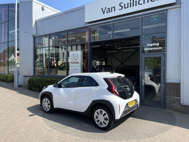 Toyota AYGO X 1.0 VVT-i MT Play